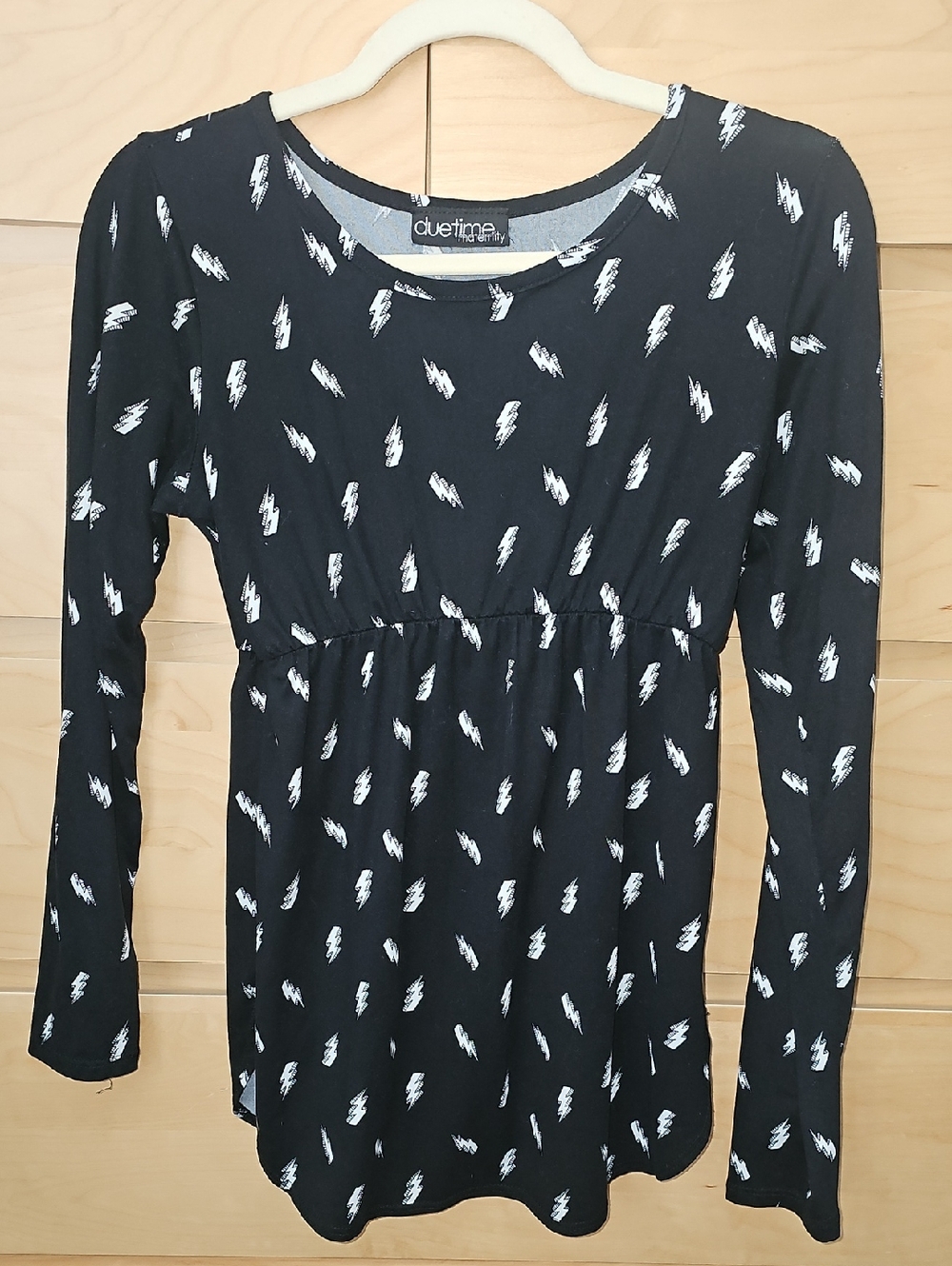 DueTime Maternity Top Small Black Lightning Print Stretchy Blouse
